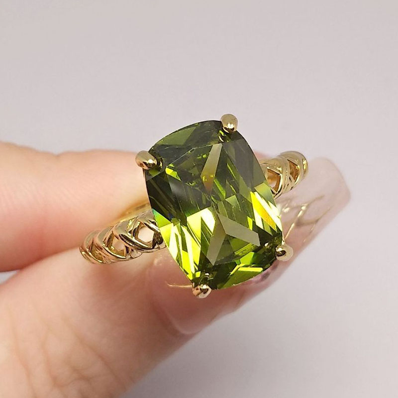 Olive Green Crystal Square Sto - đánh giá và giá Birthstone Ring Set