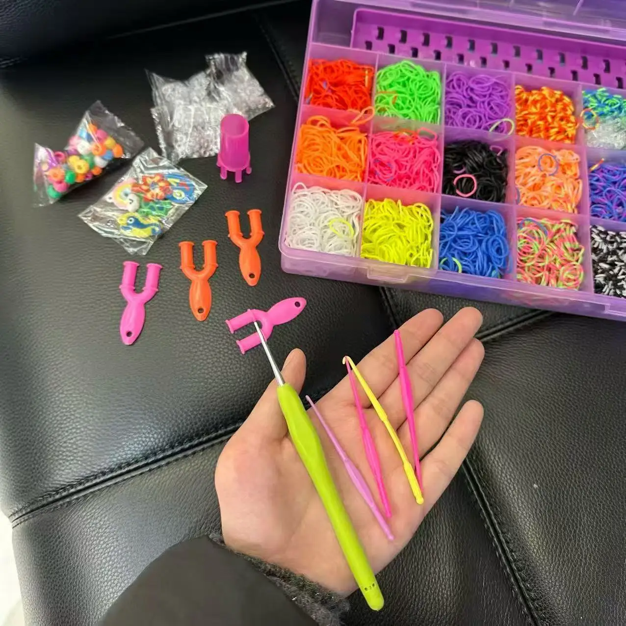 4800 Loom Bands Kit, Rubber Ba - đánh giá và giá Charm Bracelet Beads